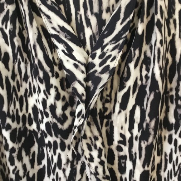 Chico's Sleeveless Animal Print Blouse - Picture 5 of 6